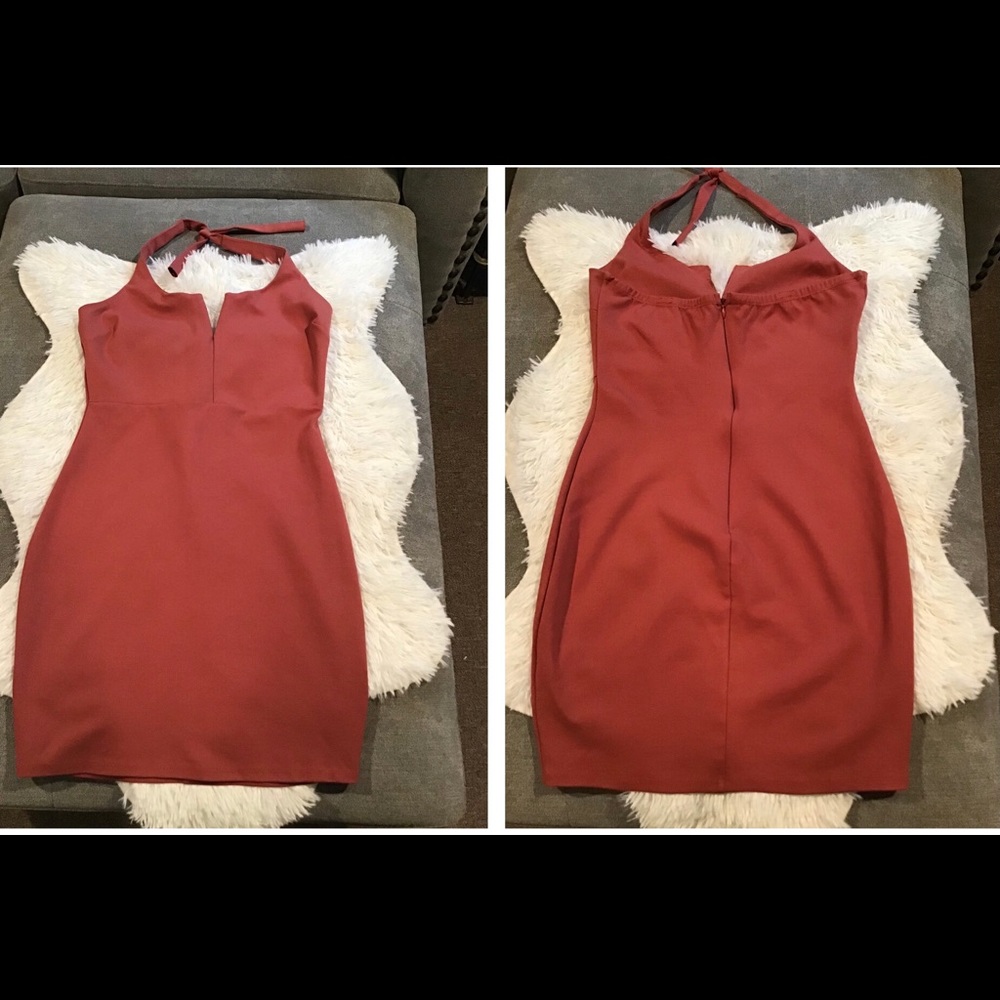 Halter Scoop V Neckline Body-Con Mini Dress Size Large